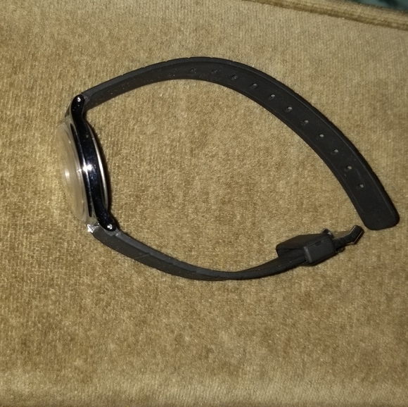 Vntg Disney Lorus Backwards Goofy Watch w/case - Picture 8 of 10